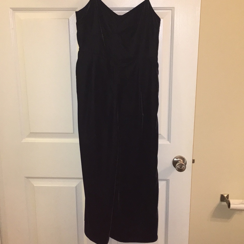 🖤 J. Crew Black Velvet Jumpsuit!